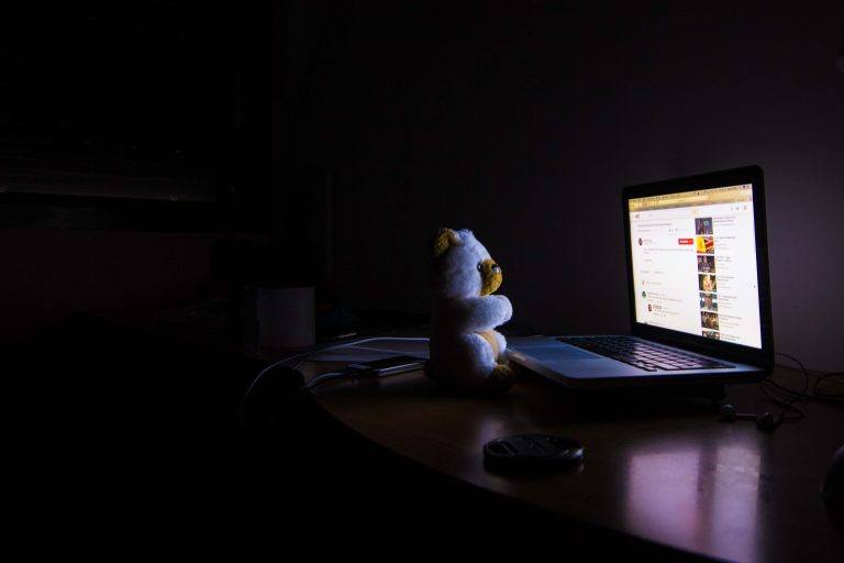 De ce apare insomnia și ce obiceiuri te pot ajuta să dormi mai bine